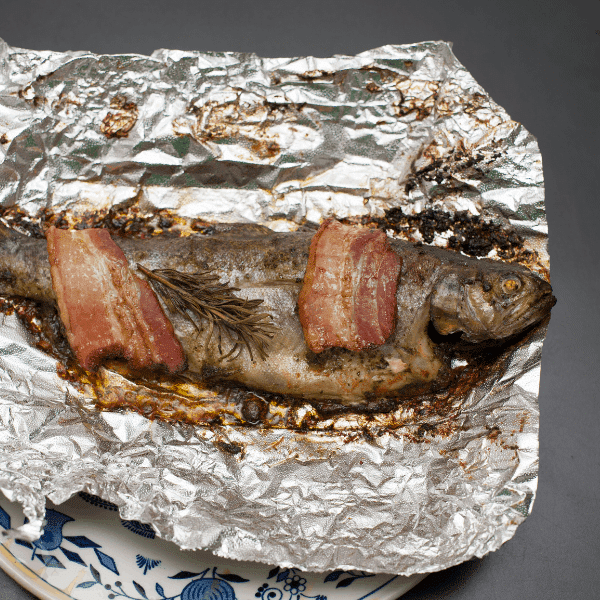 cooking fish with aluminum foil in the oven